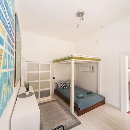 Cosy Studio Apartment With Airconditioner Budapeşte Dış mekan fotoğraf