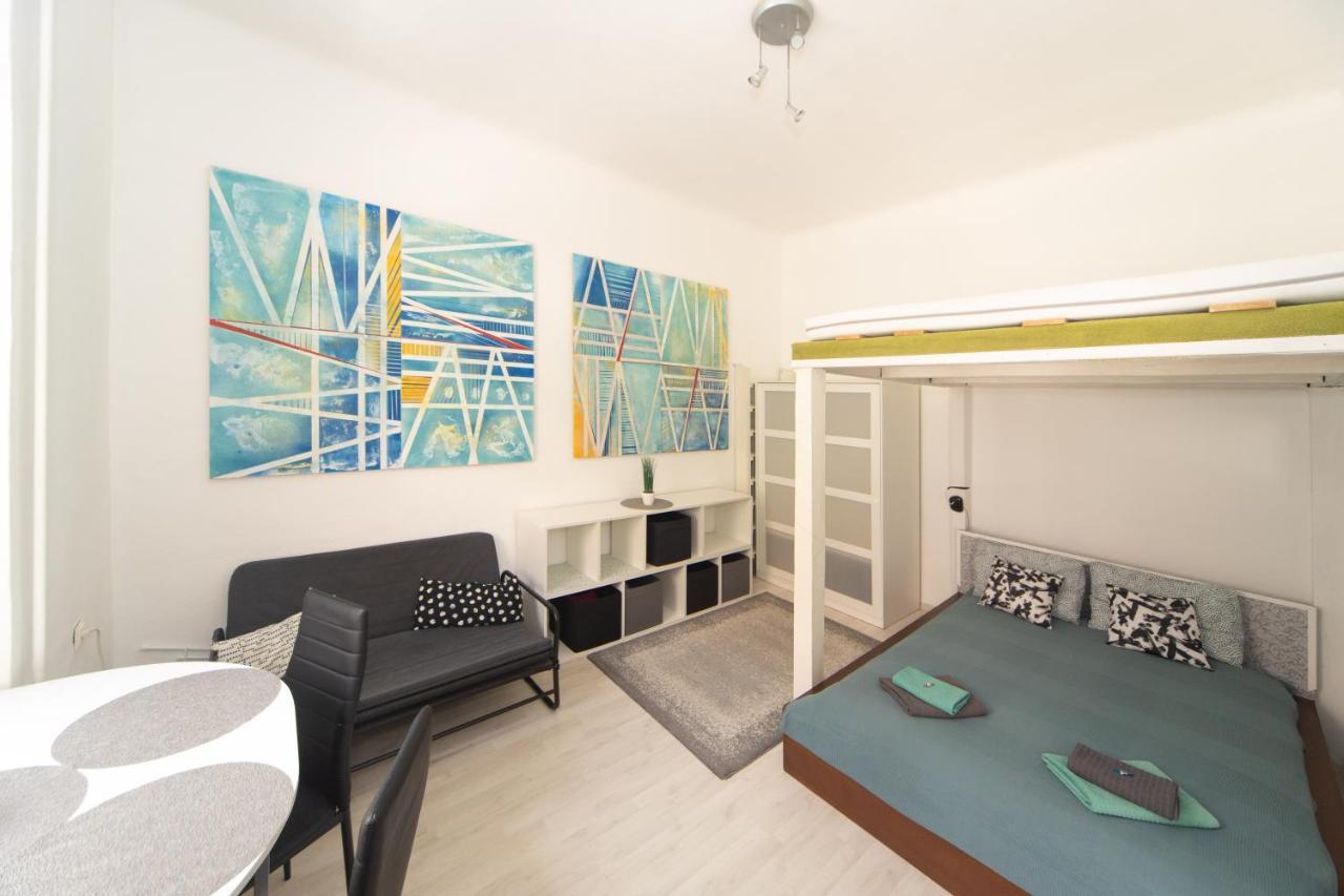 Cosy Studio Apartment With Airconditioner Budapeşte Dış mekan fotoğraf